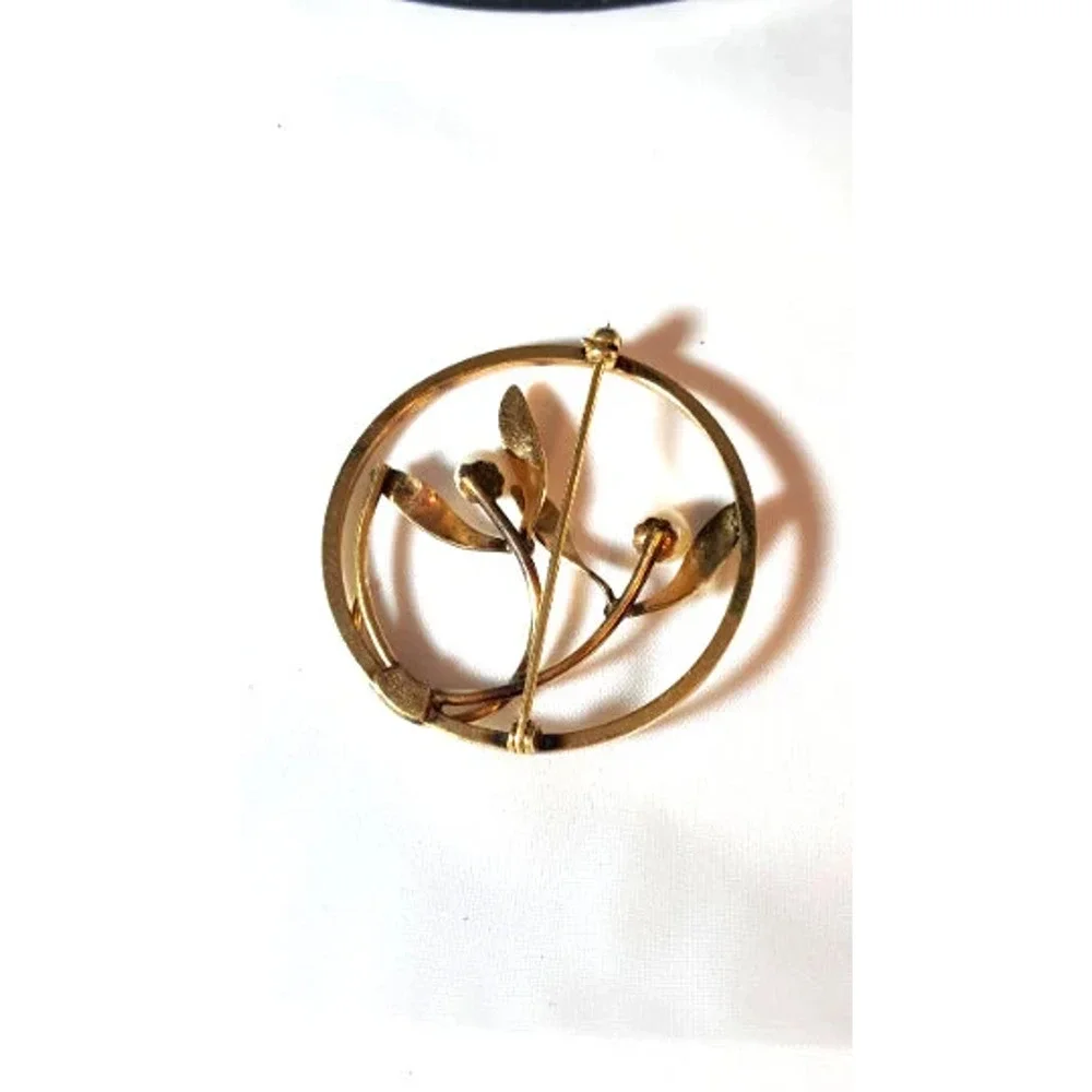 Vintage Gold Flower Brooch Van Dell Faux‎ Pearl 12K Gold Filled Pin 1.5